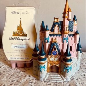 Scentsy Walt Disney Celebration: Cinderella Castle Warmer and Wax Brick